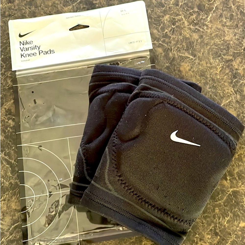 Nike Volleyball Knee Pads